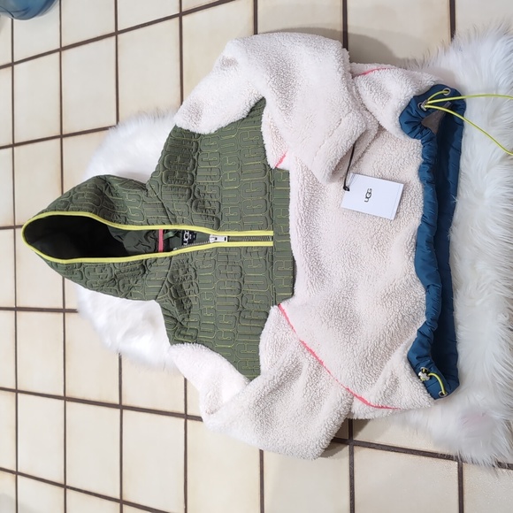 NWT UGG Iggy Sherpa Half Zip Pullover - Picture 6 of 16